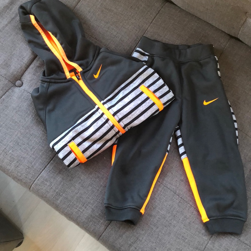 Nike dri-fit set 18 m